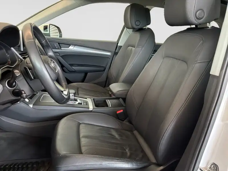 2020 Audi Q5 Progressiv, bílá, 73 503 km, dovoz Kanada — foto 10 z 12
