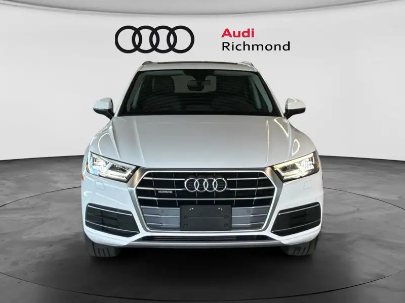 2020 Audi Q5 Progressiv, bílá, 73 503 km, dovoz Kanada — foto 2 z 12