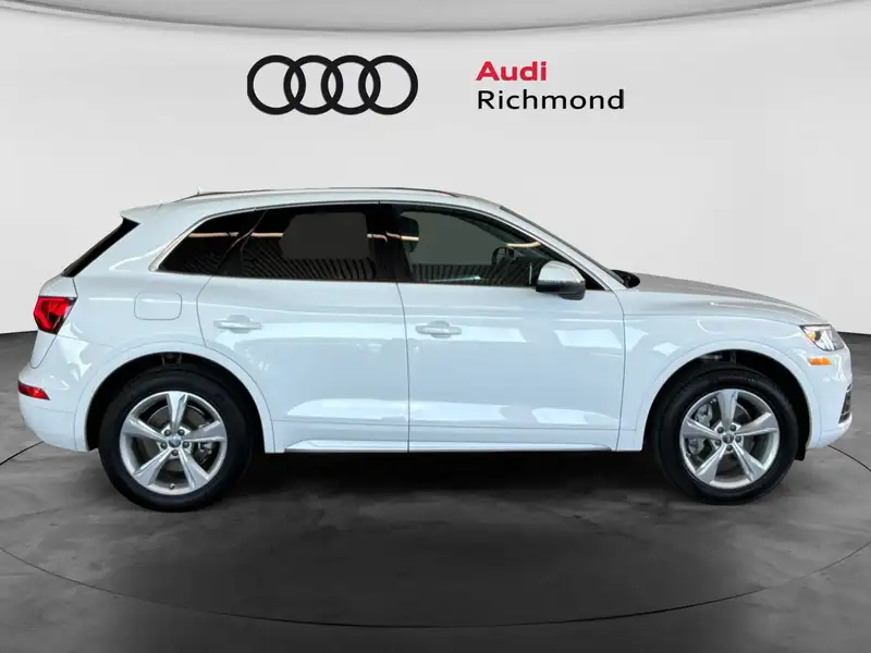 2020 Audi Q5 Progressiv, bílá, 73 503 km, dovoz Kanada — foto 4 z 12