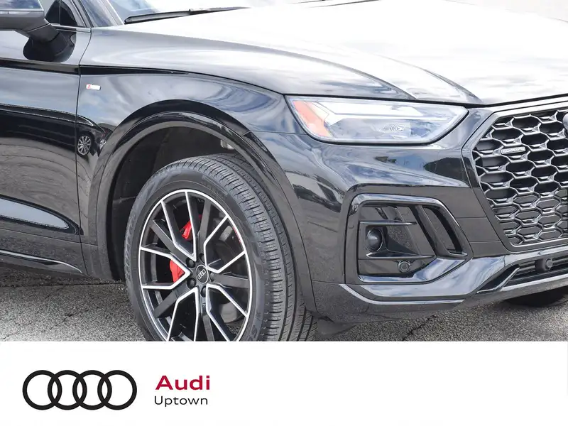 2025 Audi Q5 Progressiv, černá, 34 409 km, dovoz Kanada — foto 2 z 12