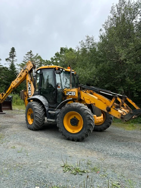 2016 JCB, 2 600 mth, dovoz Kanada — foto 2 z 5