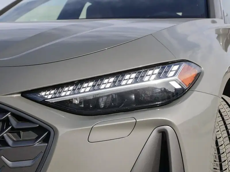 2025 Audi A5 Progressiv, šedá, 26 517 km, dovoz Kanada — foto 7 z 12
