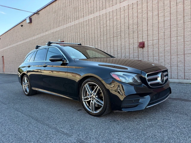 2017 Mercedes-Benz Eclass E 400, černá, 172 000 km, dovoz Kanada — foto 1
