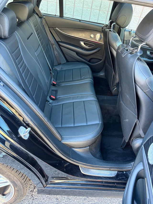 2017 Mercedes-Benz Eclass E 400, černá, 172 000 km, dovoz Kanada — foto 5 z 5