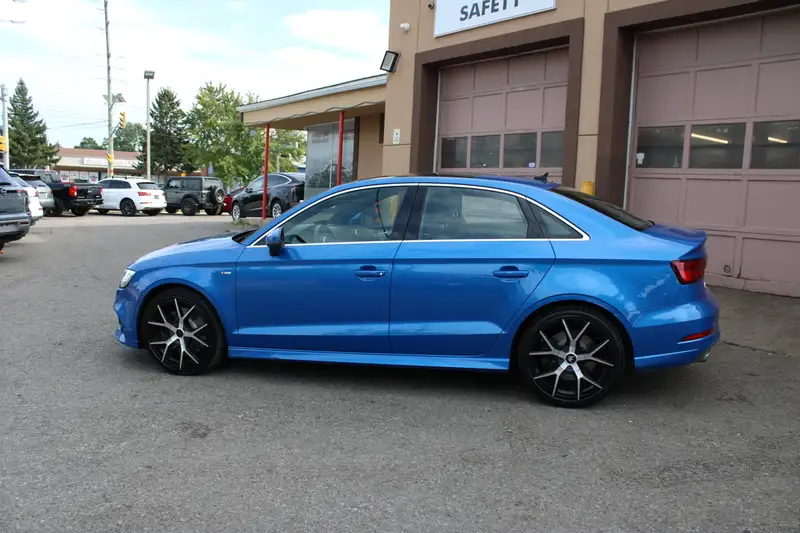 2020 Audi A3 Progressiv, modrá, 79 106 km, dovoz Kanada — foto 2 z 12