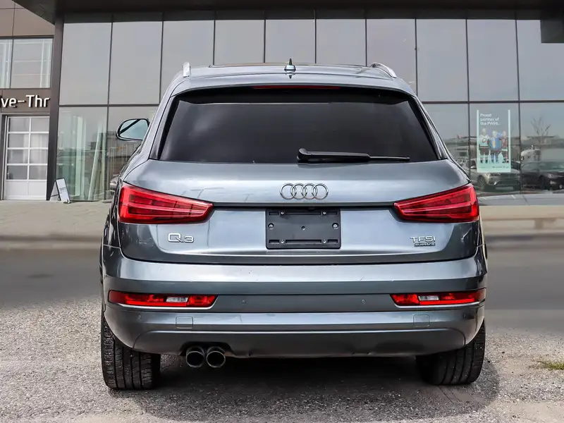 2018 Audi Q3 PROGRESSIV, stříbrná, 44 480 km, dovoz Kanada — foto 4 z 12