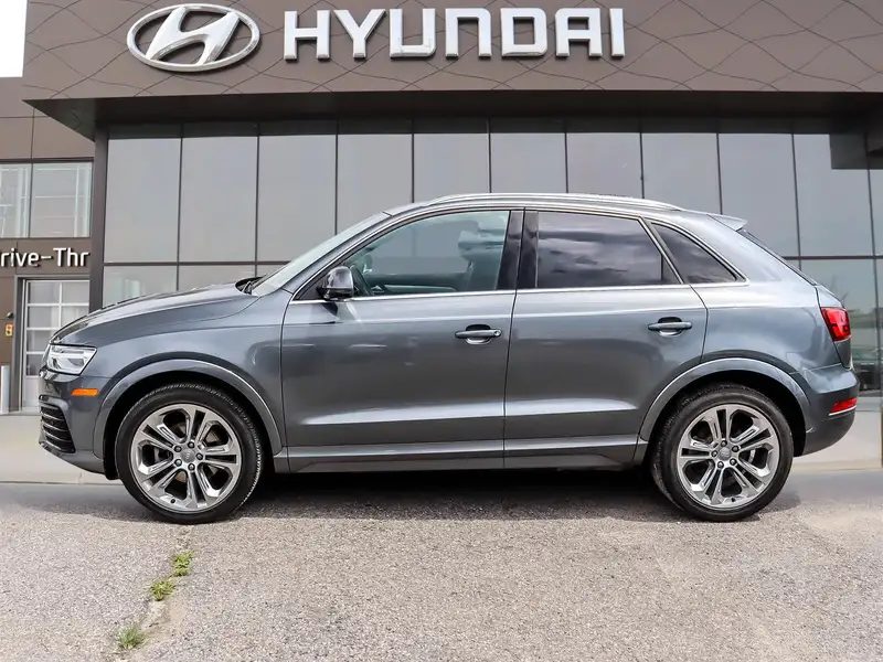 2018 Audi Q3 PROGRESSIV, stříbrná, 44 480 km, dovoz Kanada — foto 5 z 12