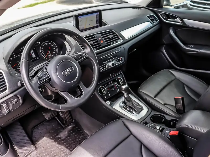 2018 Audi Q3 PROGRESSIV, stříbrná, 44 480 km, dovoz Kanada — foto 7 z 12