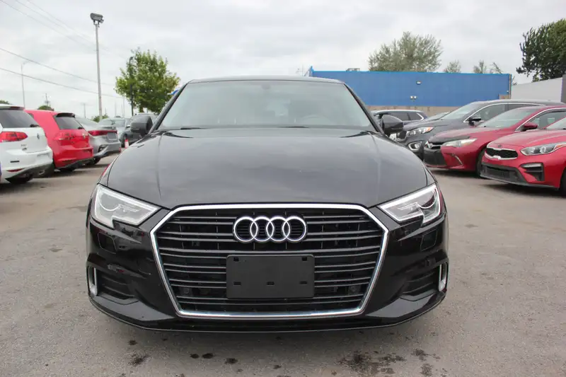 2018 Audi A3 Progressiv, černá, 123 618 km, dovoz Kanada — foto 10 z 12