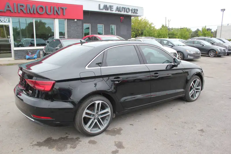 2018 Audi A3 Progressiv, černá, 123 618 km, dovoz Kanada — foto 7 z 12