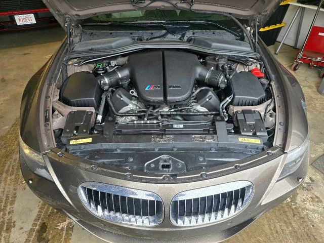 2008 BMW M6, 99 500 km, dovoz Kanada — foto 5 z 5
