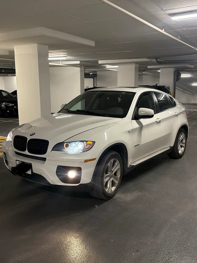 2012 BMW X6, 202 000 km, dovoz Kanada — foto 2 z 5