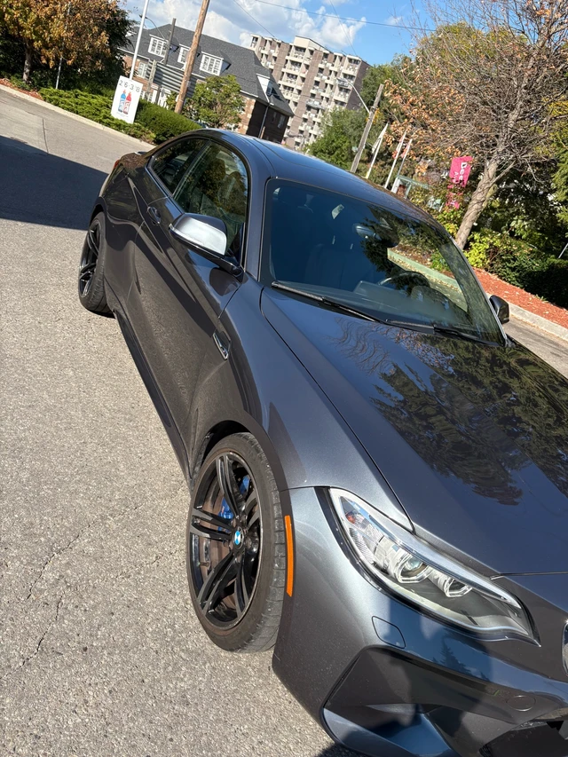 2017 BMW M2, šedá, 62 250 km, dovoz Kanada — foto 2 z 5