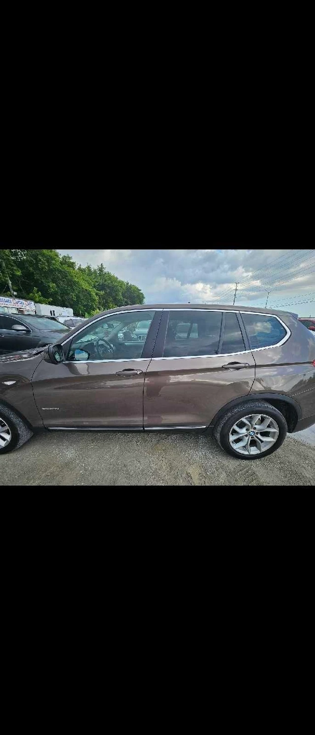 2011 BMW X3, 141 000 km, dovoz Kanada — foto 2 z 5