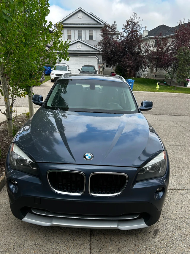 2012 BMW X1, 191 000 km, dovoz Kanada — foto 3 z 5
