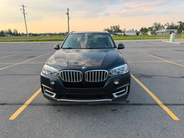 2017 BMW X5, černá, 203 000 km, dovoz Kanada — foto 5 z 5