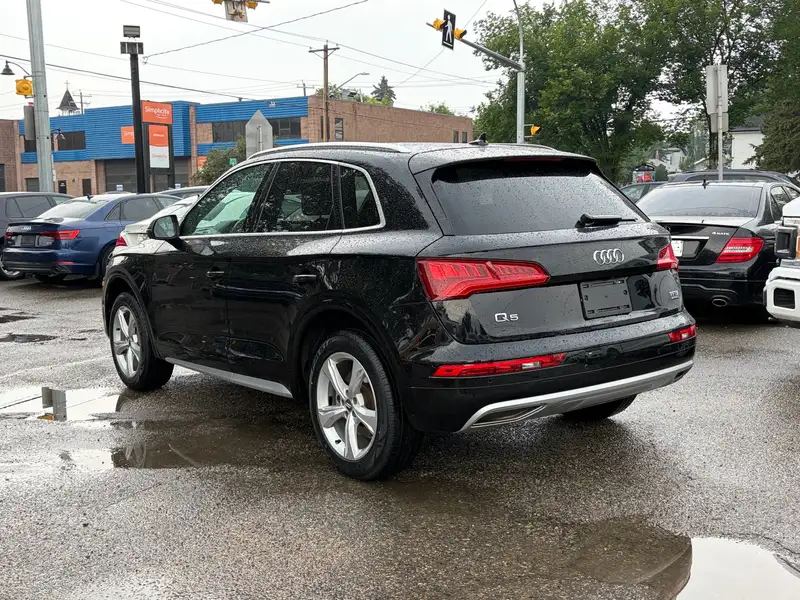 2018 Audi Q5 Progressiv, černá, 155 166 km, dovoz Kanada — foto 3 z 12