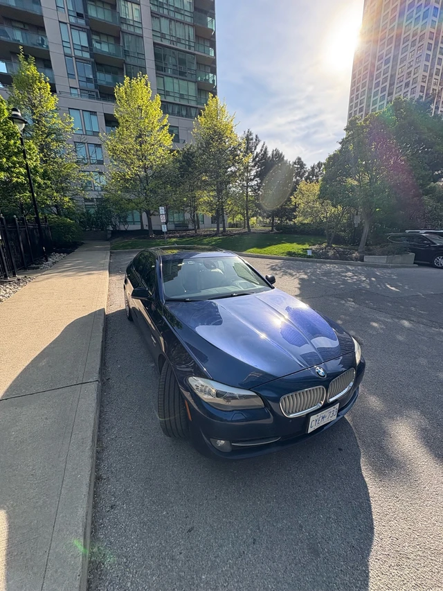 2011 BMW 5Series, 210 000 km, dovoz Kanada — foto 5 z 5