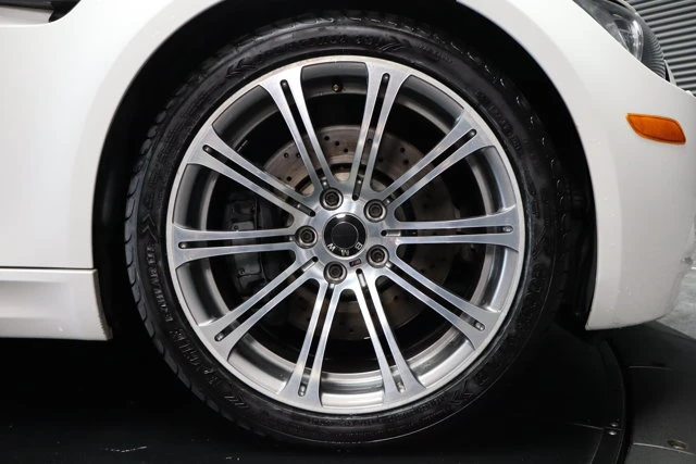 2011 BMW M3 BASE, bílá, 127 844 km, dovoz Kanada — foto 12 z 20