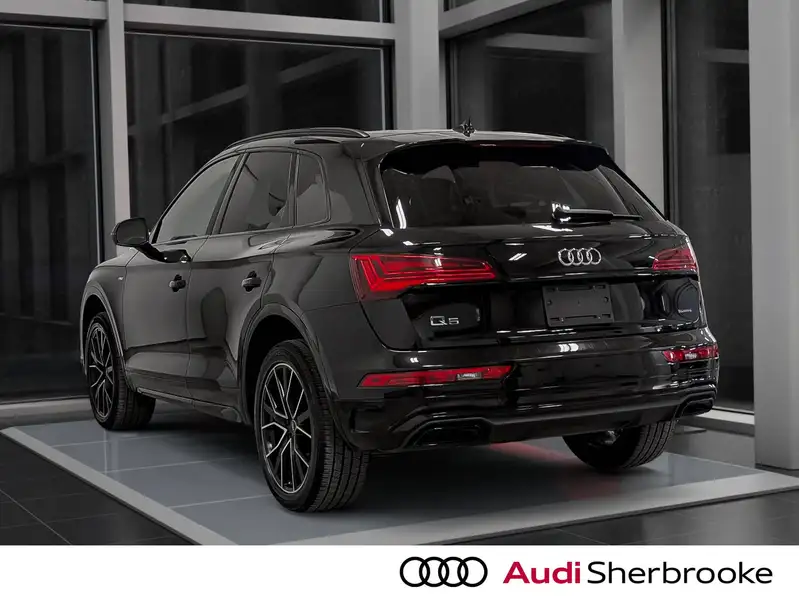 2023 Audi Q5 Progressiv, černá, 79 956 km, dovoz Kanada — foto 2 z 12