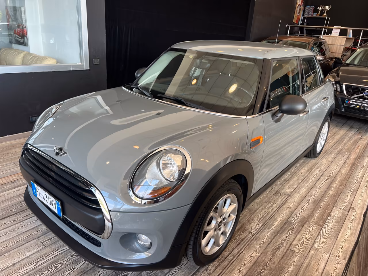 2016 MINI, 86 000 km, Itálie — foto 3 z 17