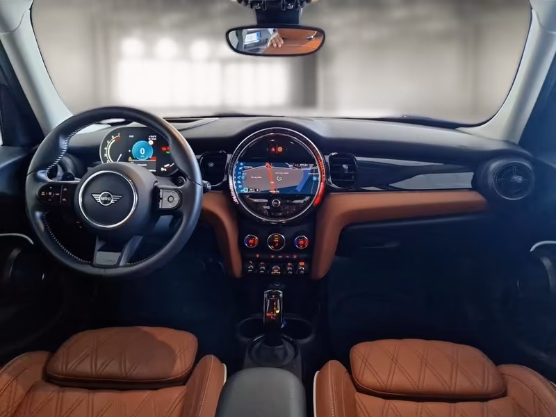2021 MINI, 43 172 km, Itálie — foto 8 z 11