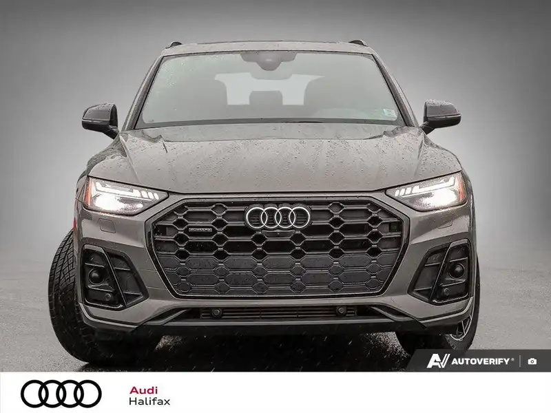2023 Audi Q5 Technik, šedá, 85 765 km, dovoz Kanada — foto 2 z 12
