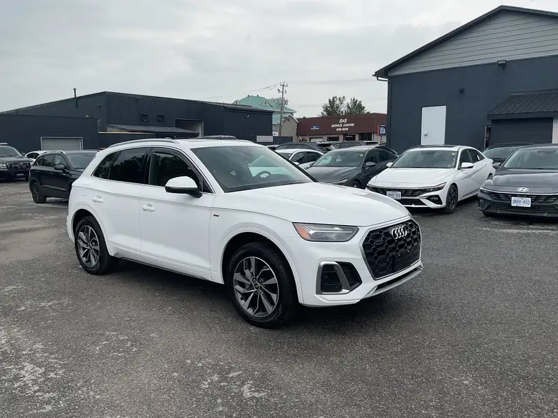 2023 Audi Q5 45 Progressiv, bílá, 79 481 km, dovoz Kanada — foto 8 z 12