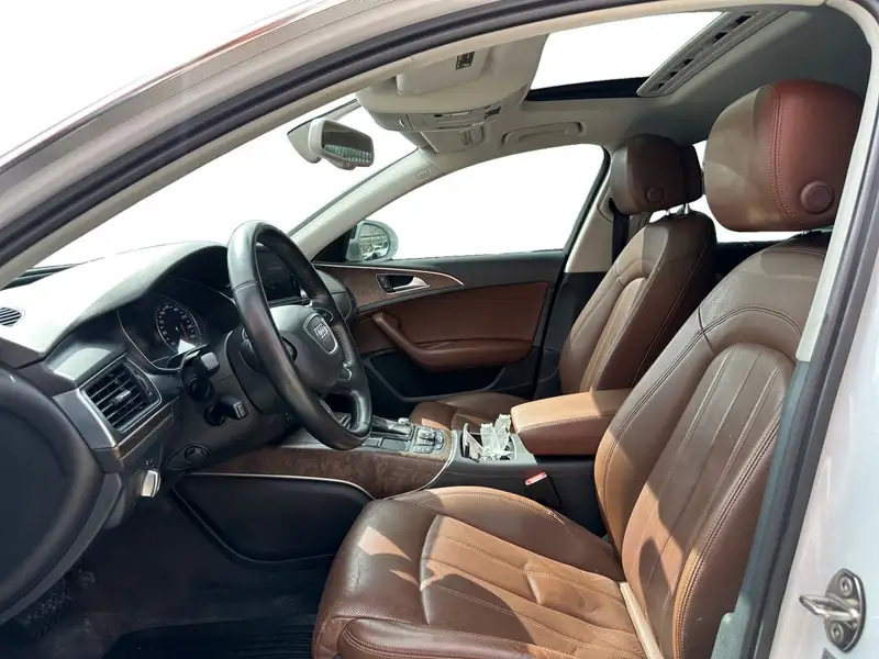 2013 Audi A6 Premium, bílá, 112 625 km, dovoz Kanada — foto 10 z 12