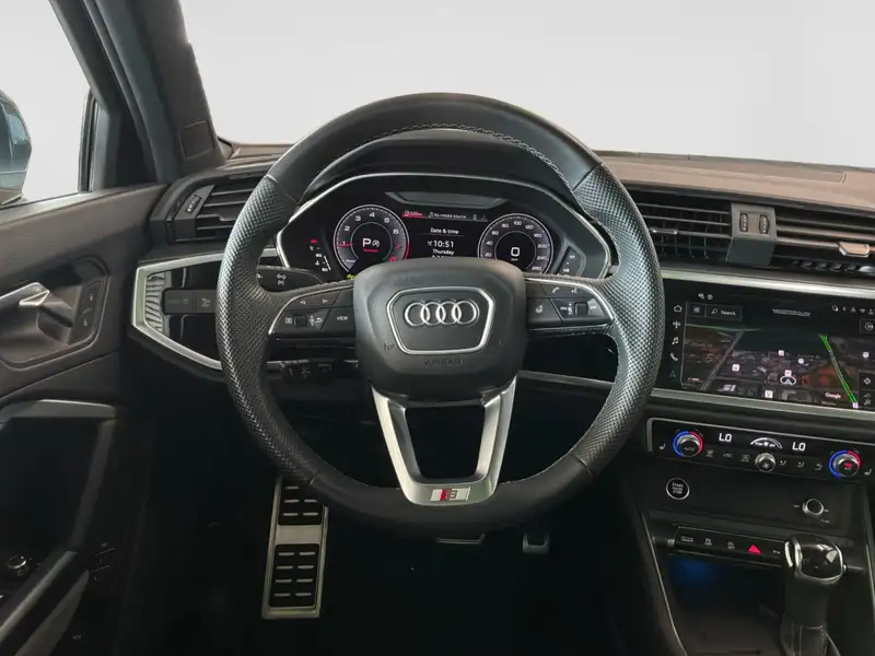 2025 Audi Q3 Technik, šedá, 39 840 km, dovoz Kanada — foto 11 z 12