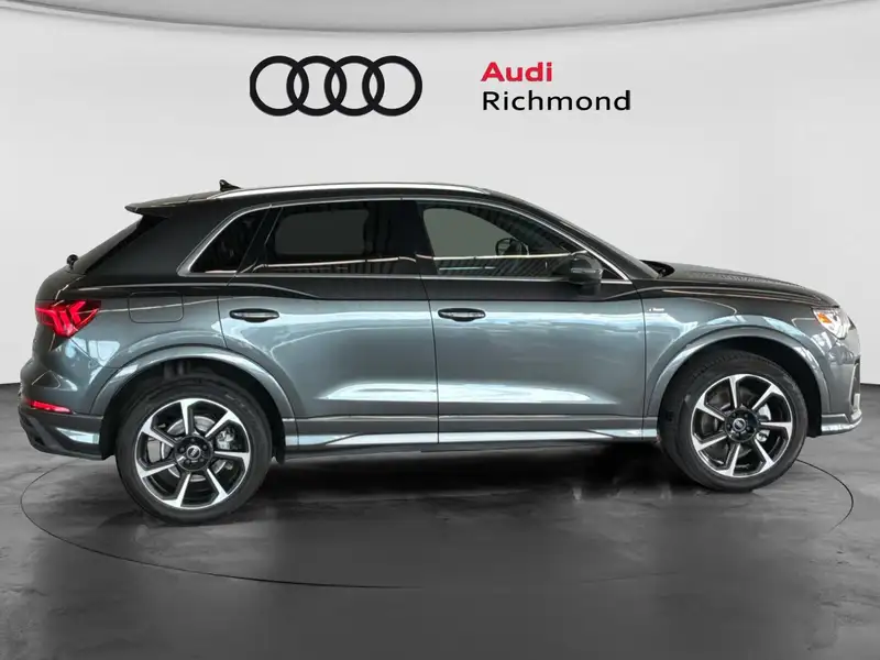 2025 Audi Q3 Technik, šedá, 39 840 km, dovoz Kanada — foto 4 z 12
