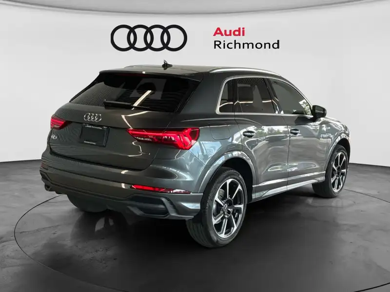 2025 Audi Q3 Technik, šedá, 39 840 km, dovoz Kanada — foto 5 z 12