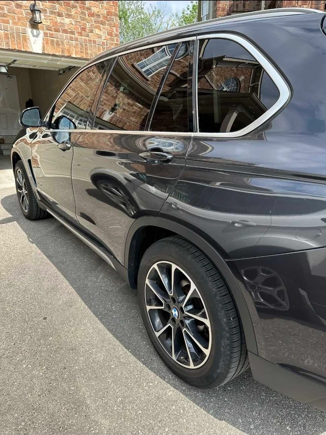 2016 BMW 5Series, 147 000 km, dovoz Kanada — foto 4 z 5