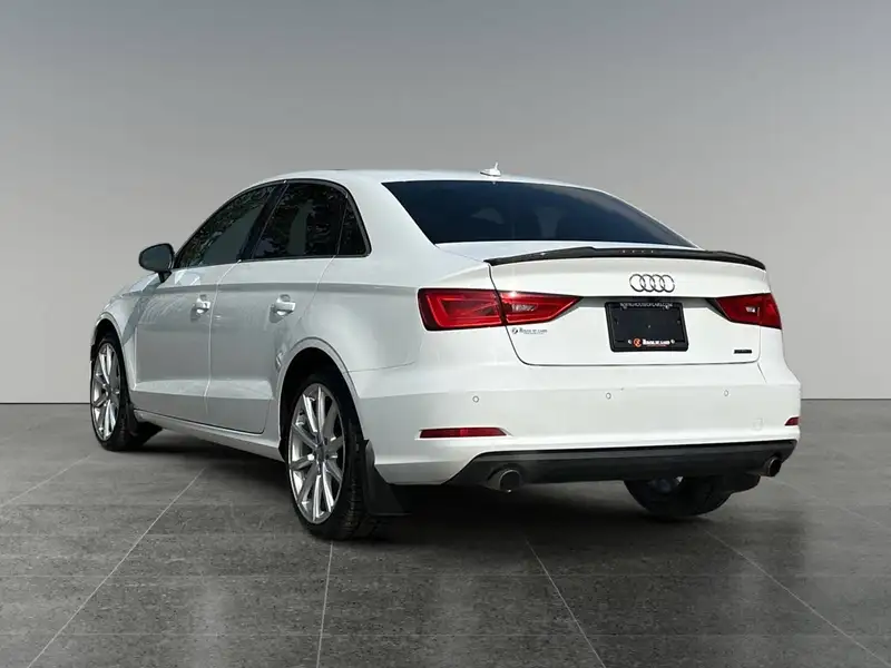 2016 Audi A3 Progressiv, bílá, 173 589 km, dovoz Kanada — foto 3 z 12