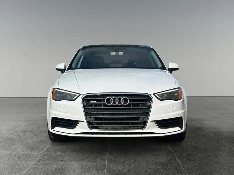 2016 Audi A3 Progressiv, bílá, 173 589 km, dovoz Kanada — foto 8 z 12