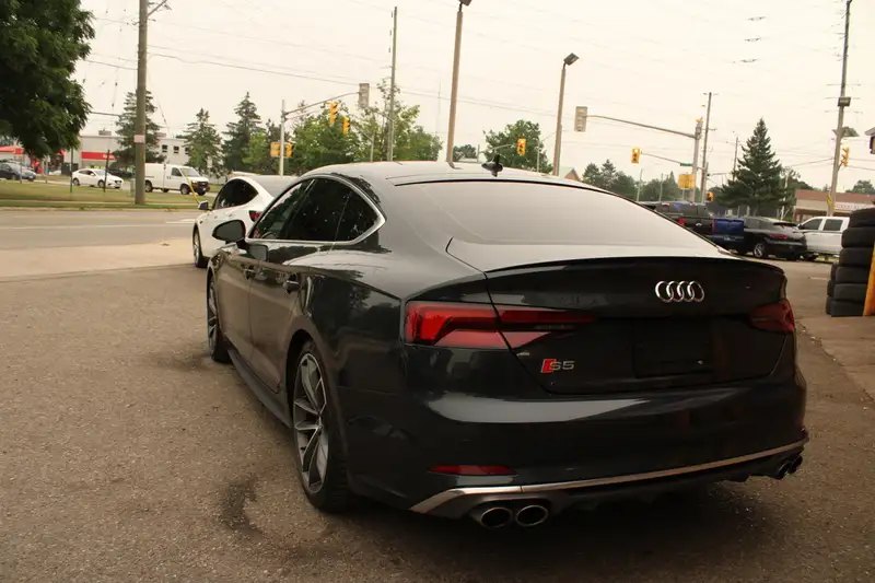 2018 Audi S5 TECHNIK, šedá, 131 831 km, dovoz Kanada — foto 3 z 12
