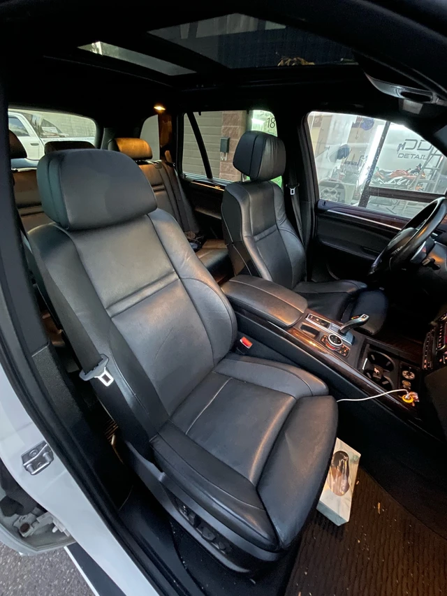 2012 BMW X5, bílá, 2 km, dovoz Kanada — foto 3 z 4