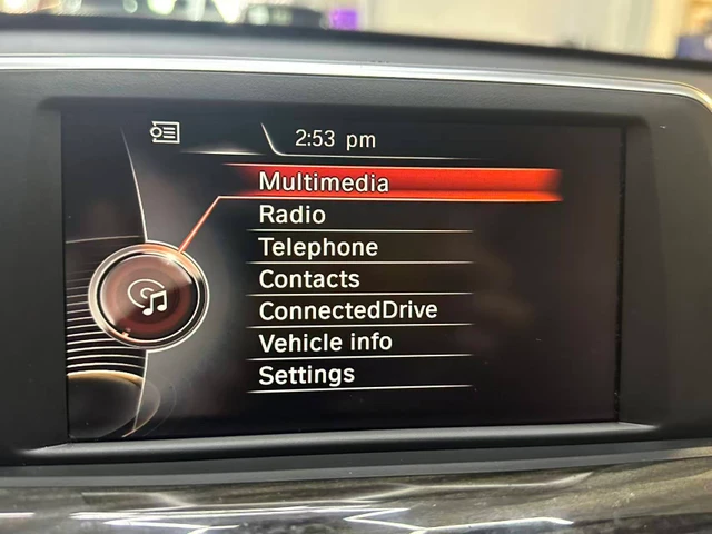 2016, bílá, 132 437 km, dovoz Kanada — foto 14 z 20