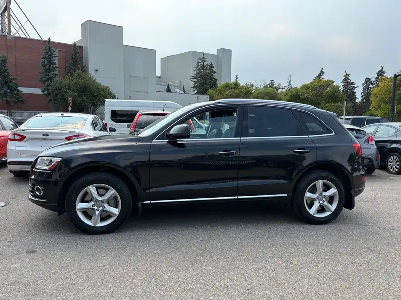 2015 Audi Q5 Progressiv, černá, 141 830 km, dovoz Kanada — foto 2 z 12