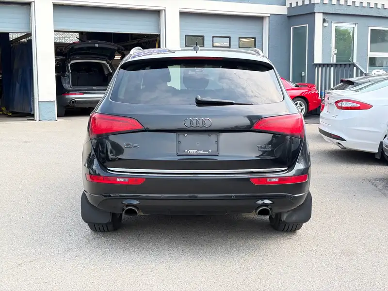 2015 Audi Q5 Progressiv, černá, 141 830 km, dovoz Kanada — foto 4 z 12
