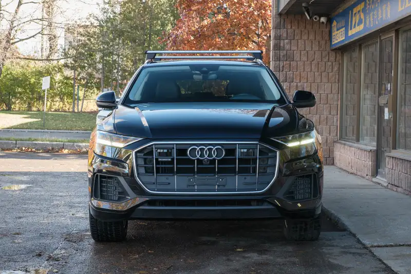 2019 Audi Q8 Progressiv, černá, 52 370 km, dovoz Kanada — foto 2 z 12
