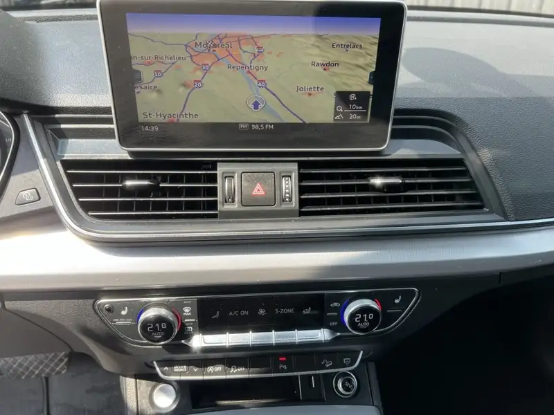 2018 Audi Q5 Progressiv, šedá, 97 000 km, dovoz Kanada — foto 9 z 12