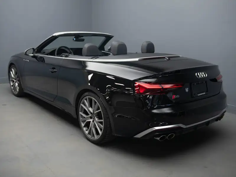 2022 Audi S5 Progressiv, černá, 34 868 km, dovoz Kanada — foto 4 z 12