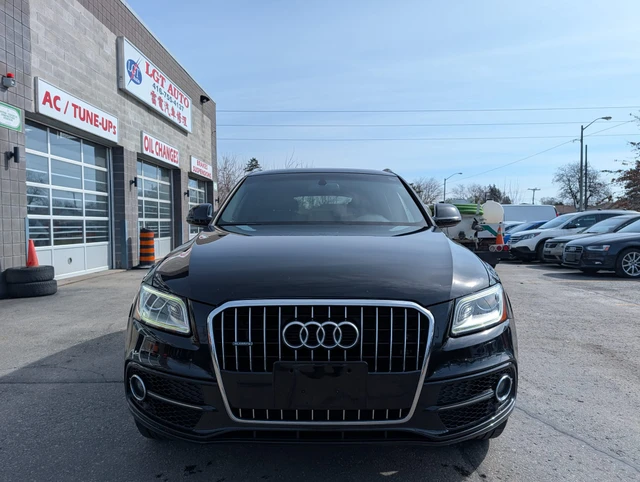 2016 Audi Q5 Progressiv, černá, 186 523 km, dovoz Kanada — foto 2 z 5