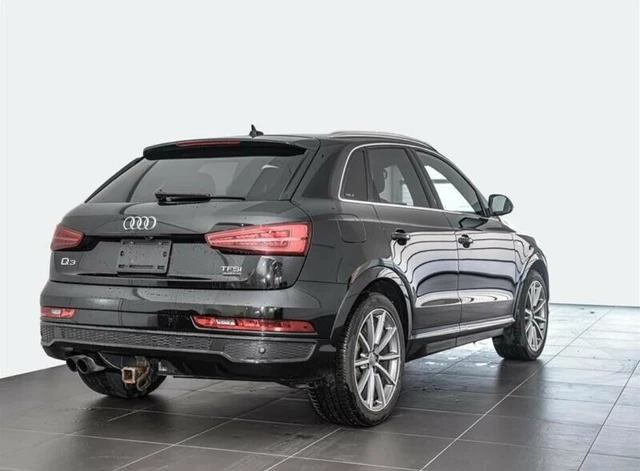 2016 Audi Q3 Technik, 225 km, dovoz Kanada — foto 4 z 5