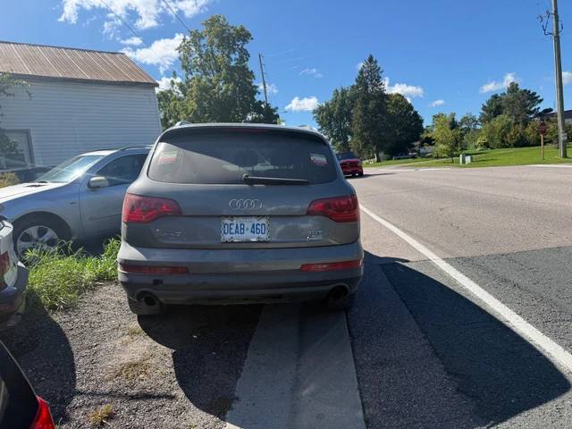 2011 Audi Q7, 250 000 km, dovoz Kanada — foto 3 z 5