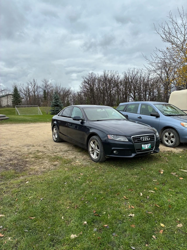 2012 Audi A4, 176 000 km, dovoz Kanada — foto 3 z 5