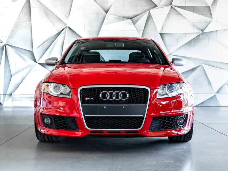 2007 Audi RS4, červená, 48 832 km, dovoz Kanada — foto 2 z 12