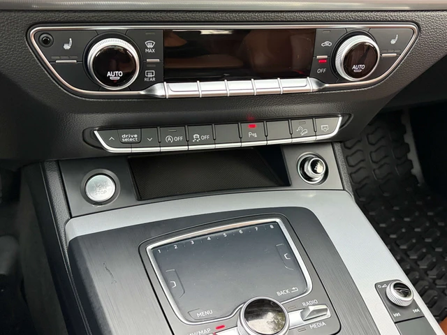 2018 Audi Q5 Progressiv, černá, 155 166 km, dovoz Kanada — foto 15 z 19