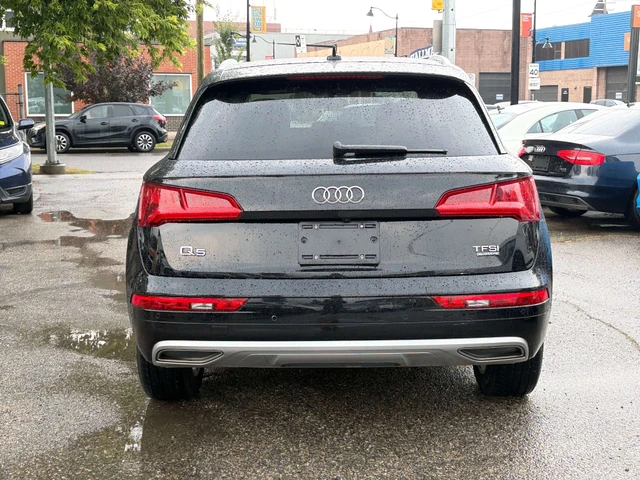 2018 Audi Q5 Progressiv, černá, 155 166 km, dovoz Kanada — foto 4 z 19